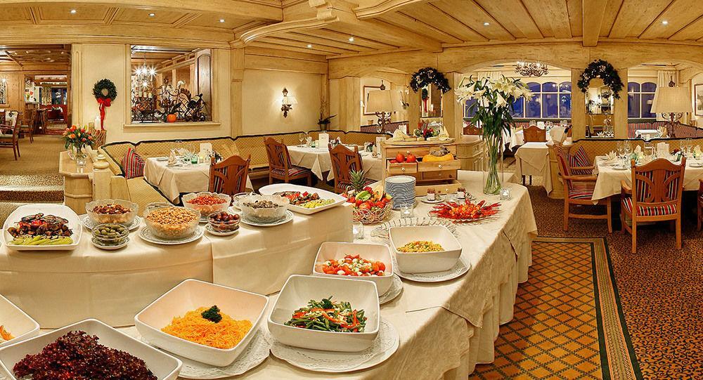 Hotel Ulli Zürs エクステリア 写真